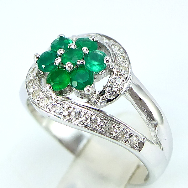 แหวนเงินแท้ราคาถูกชุบทองคำขาว พลอยแท้กรีนอะเกท 0.42 กะรัต เพชรCZ 0.24 กะรัต งานประณีตสวยงาม สั่งผลิตค่ะ