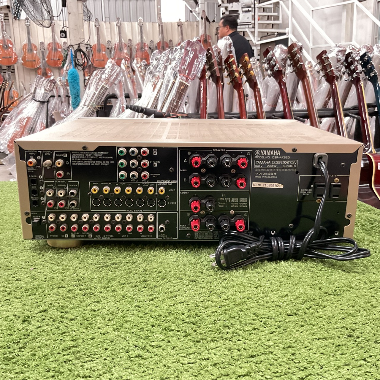 เครื่องขยายเสียง YAMAHA : DSP-AX620