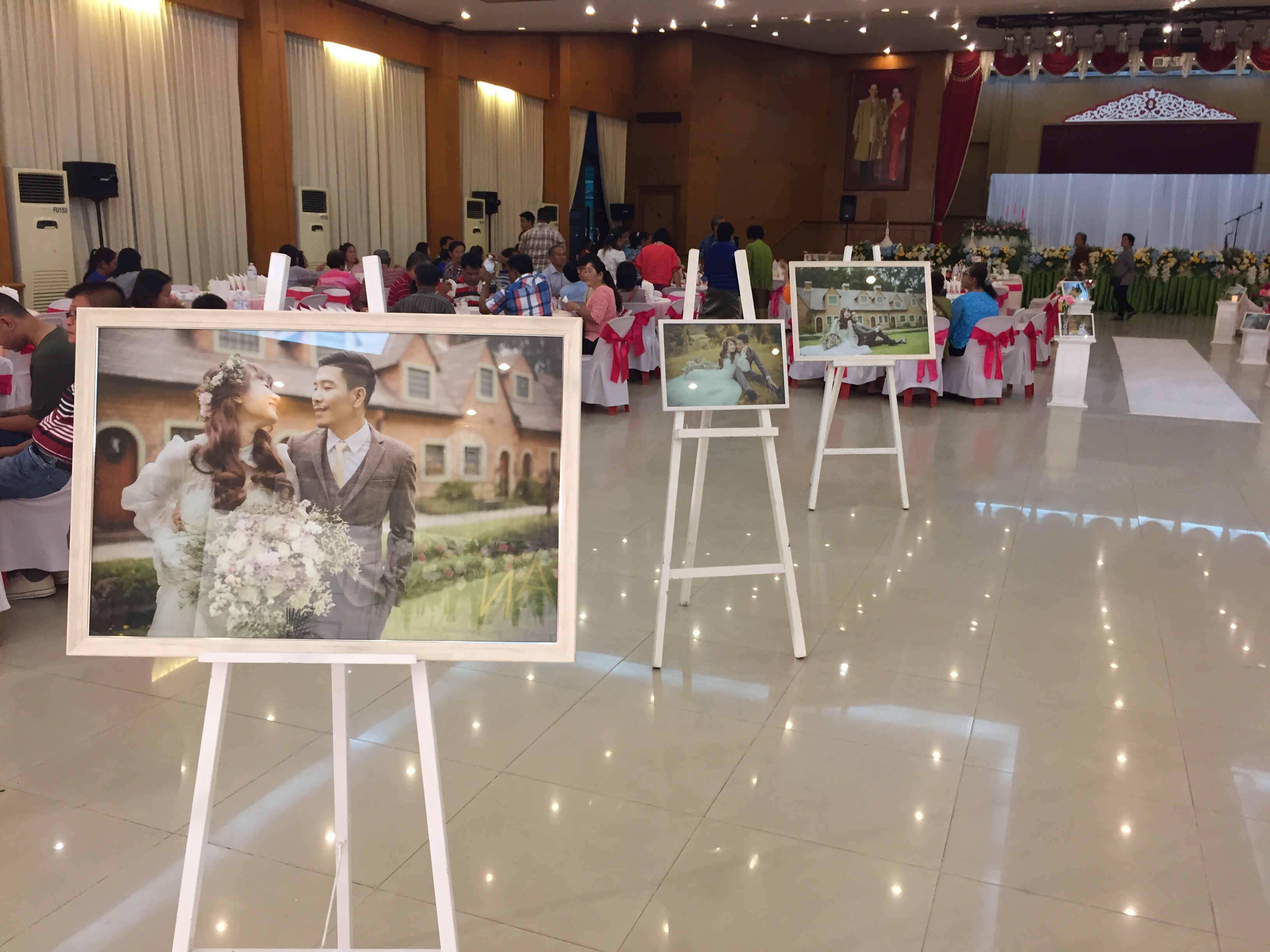 งานเลี้ยงฉลองมงคลสมรสช่วงเย็น 18กพ61 ณ หอประชุม รร.ปทุมวิไล อ.เมือง จ.ปทุมธานี