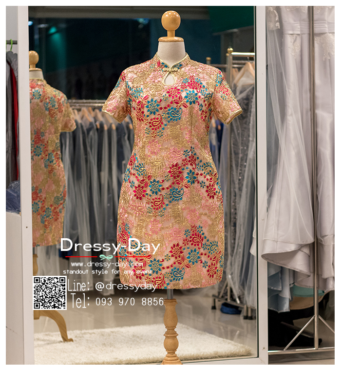 รหัส ชุดกี่เพ้าสาวอ้วน :KPS074 ชุดแม่เจ้าสาว ชุดแม่เจ้าบ่าว ชุดราตรียาวคนอ้วน ผ้าลูกไม้เรียบหรู งานปักมือ สีชมพู ปักลายดอก เหมาะสำหรับงานแต่งงาน งานกลางคืน กี่เพ้าสั้น ชุดยกน้ำชา