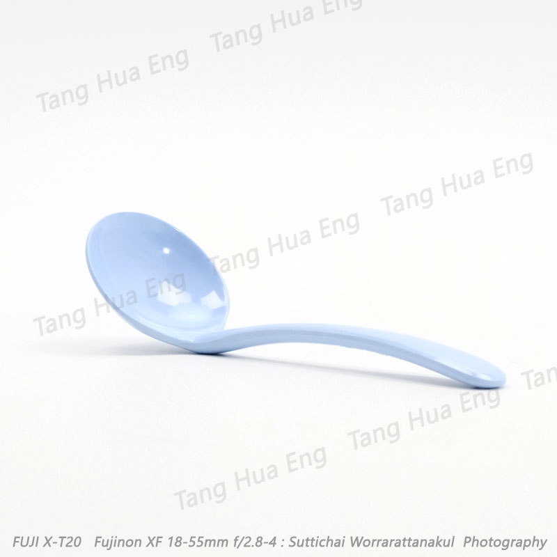 ช้อนกลางซุปเปอร์แวร์ SP326 สีครีมขาว /สีฟ้า