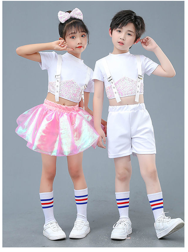 ชุดเต้น ฮิปฮอป เสื้อแขนสั้นสีดำ+กระโปรง วิ้ง