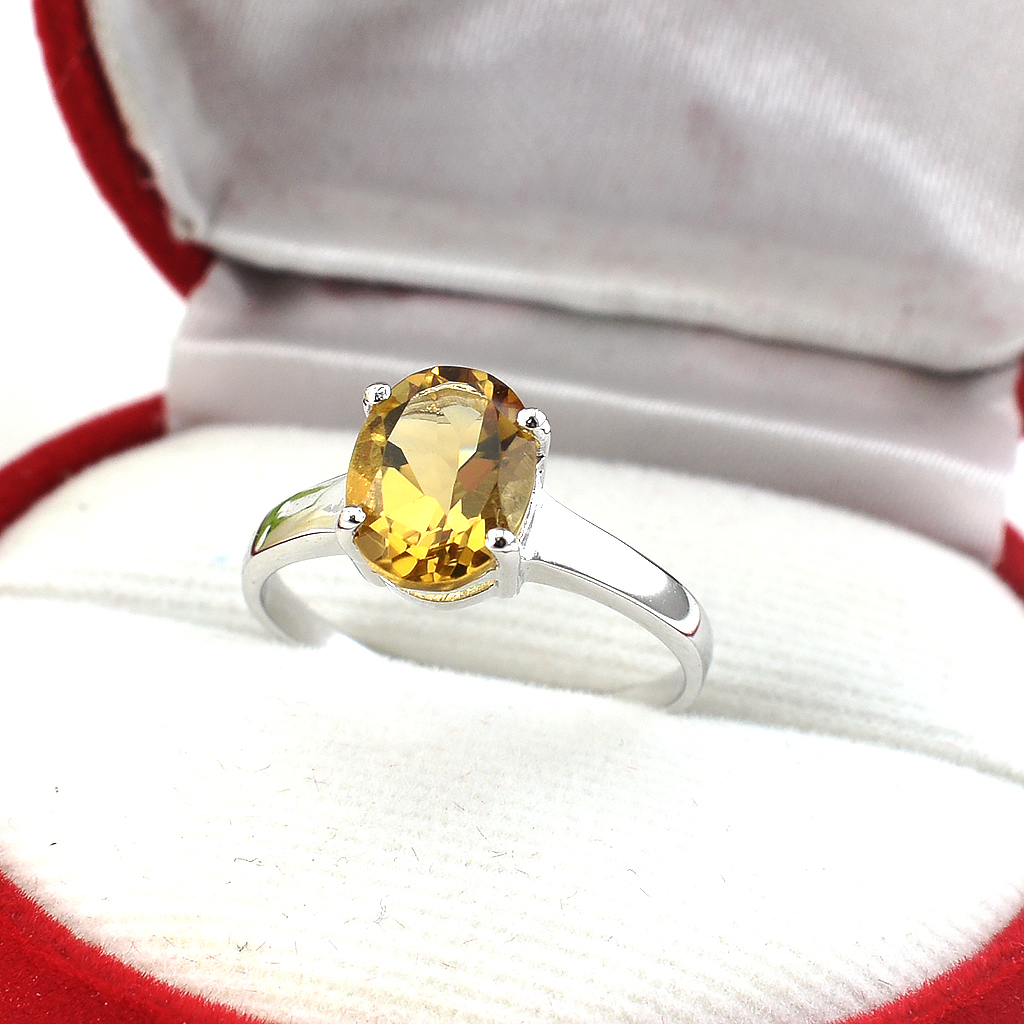 แหวนเงินแท้ราคาถูกชุบทองคำขาว พลอยแท้คอนยัคควอทซ์ 2.25 กะรัต งานประณีตสวยงาม สั่งผลิตค่ะ