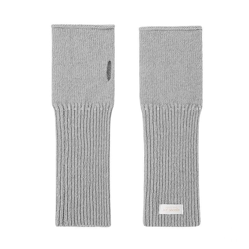 ปลอกแขนไหมพรม นิ้วสอด มี 4 สี