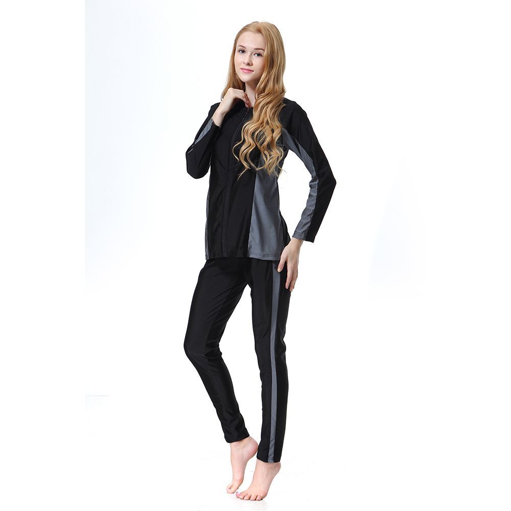 ชุดว่ายน้ำ3xl ซิปหน้า พร้อมหมวก รอบอก 42-48 รอบเอว 32-42 สะโพก 42-54 นิ้ว รอบแขน 18-22 นิ้ว ตัวเสื้อยาว 29นิ้ว กางเกงยาว 38 นิ้วค่ะผ้าดีงานสวยค่ะ