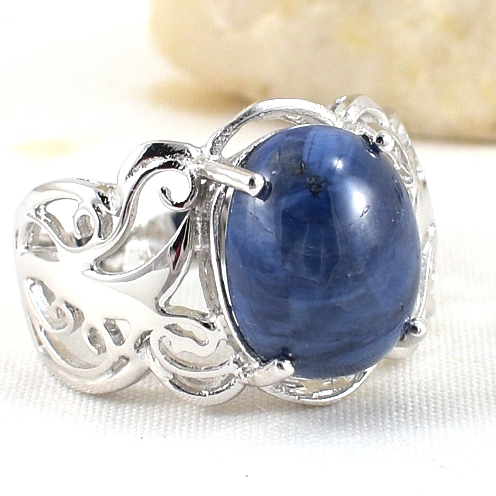 แหวนเงินแท้ราคาถูกชุบทองคำขาว ไพลินแท้ 9.75 กะรัต งานประณีตสวยงาม สั่งผลิตค่ะ