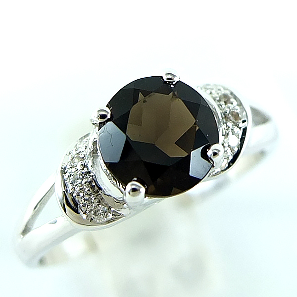 แหวนเงินแท้ราคาถูกชุบทองคำขาว พลอยแท้สโมกกี้ควอทซ์ 1.20 กะรัต เพชรCZ 0.07 กะรัต งานประณีตสวยงาม สั่งผลิตค่ะ