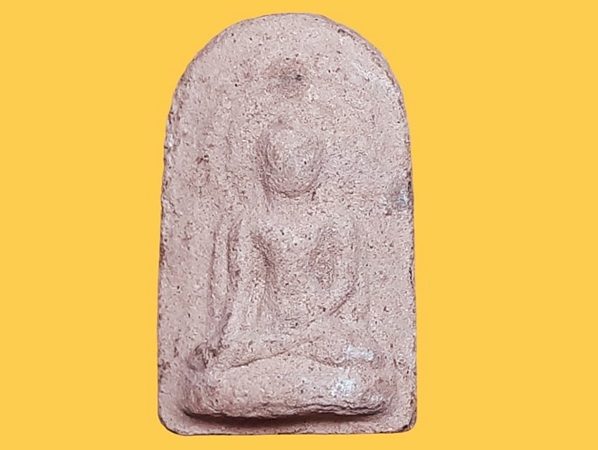 คันธารราฐ เนื้อดินผสมผง หลังฝังตะกรุด
