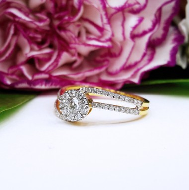 สั่งผลิตเพชรเบลเยี่ยมคัท แหวนแต่งงาน แหวนหมั้น ใส่เที่ยว ออกงาน แหวนทองคำ 18K เพชรแท้ 0.40 กะรัต 2.77 กรัม น้ำ 99 ราคาถูกมาก มีใบรับประกันค่ะ