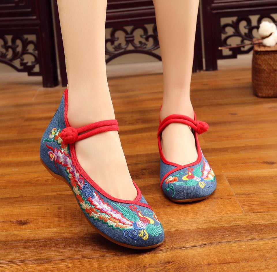 รองเท้าจีน คัชชู ลายดอกโบตั๋น นกยูงแฉก