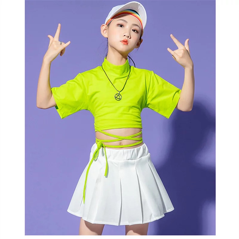 ชุดเต้น ชุดแดนซ์ เสื้อแขนสั้น+กระโปรงสั้นสีขาว