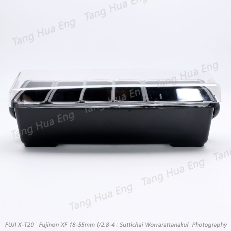 กล่องใส่เครื่องเคียง 5 ช่อง ( 4+1 ) สีดำ ฝาโค้ง P-CH5-BLK