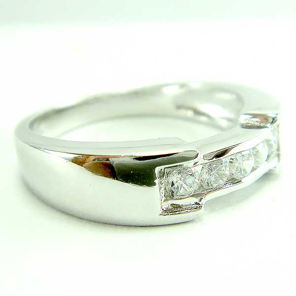 แหวนเงินแท้ราคาถูกชุบทองคำขาว เพชรCZแท้ 0.20 กะรัต งานประณีตสวยงาม สั่งผลิตค่ะ