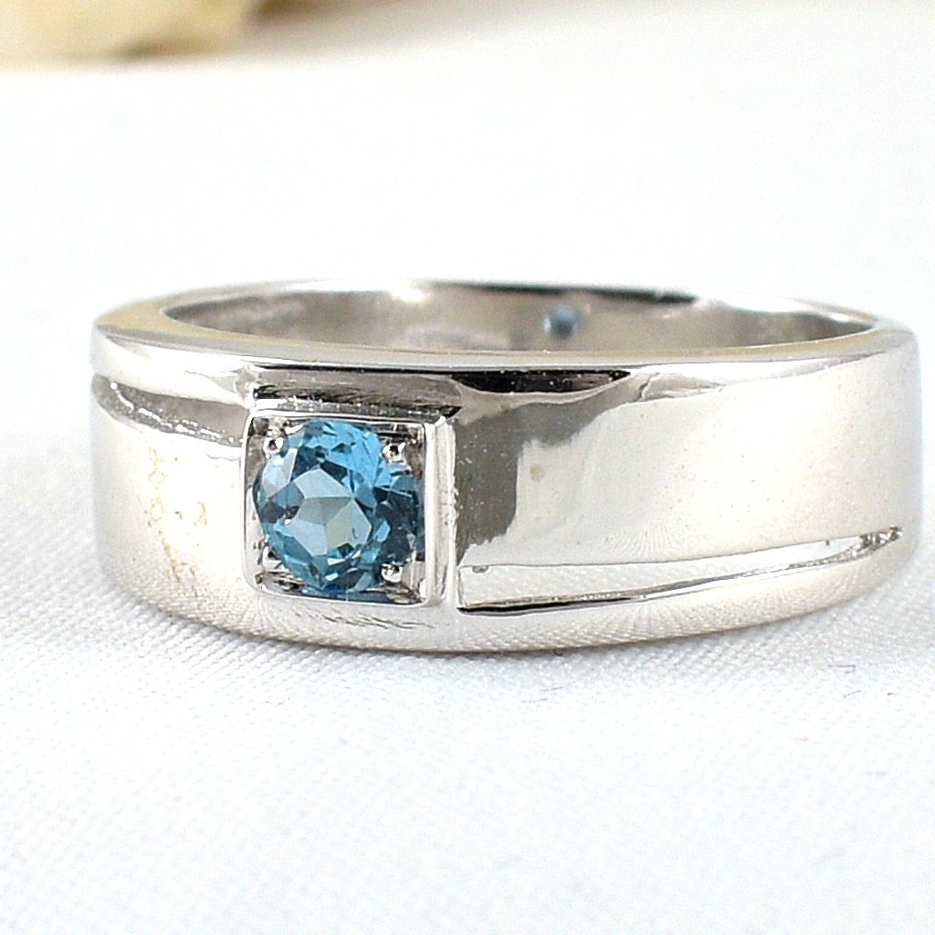 แหวนเงินแท้ราคาถูกชุบทองคำขาว สวิสบลูโทปาซแท้ 0.35 กะรัต งานประณีตสวยงาม สั่งผลิตค่ะ