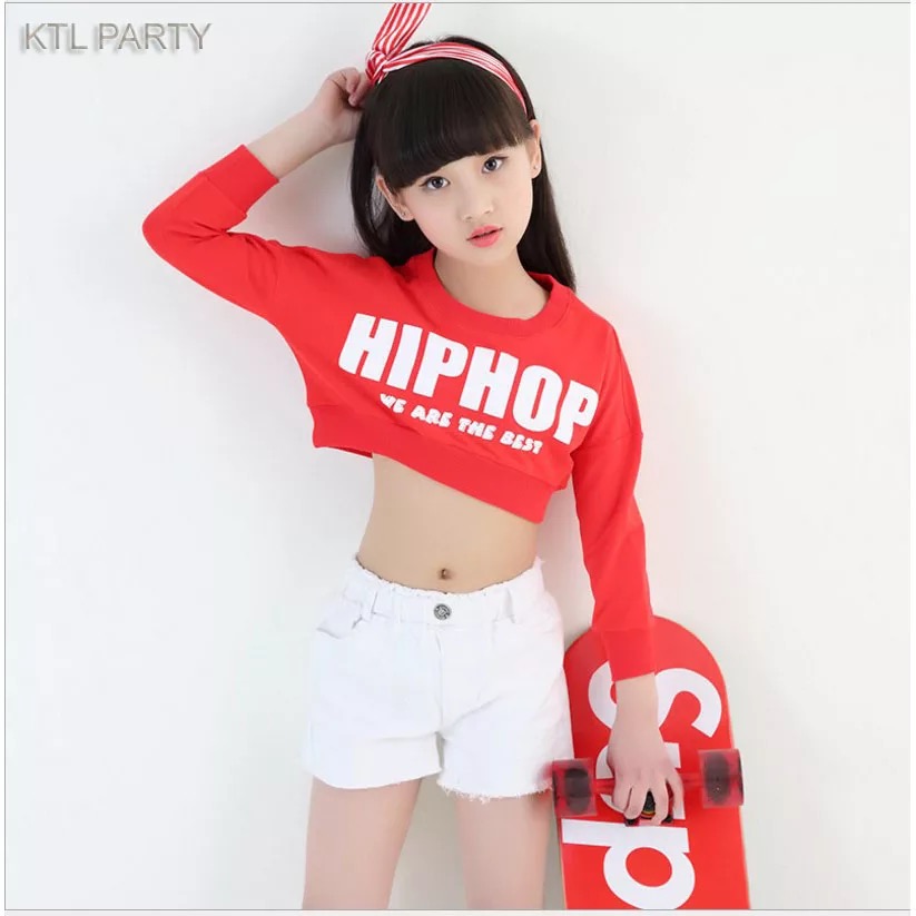 **พร้อมส่ง**ชุดเต้น แดนซ์ กางเกงขาสั้น+เสื้อครอปแดง แถมถุงเท้าและผ้าคาดผม