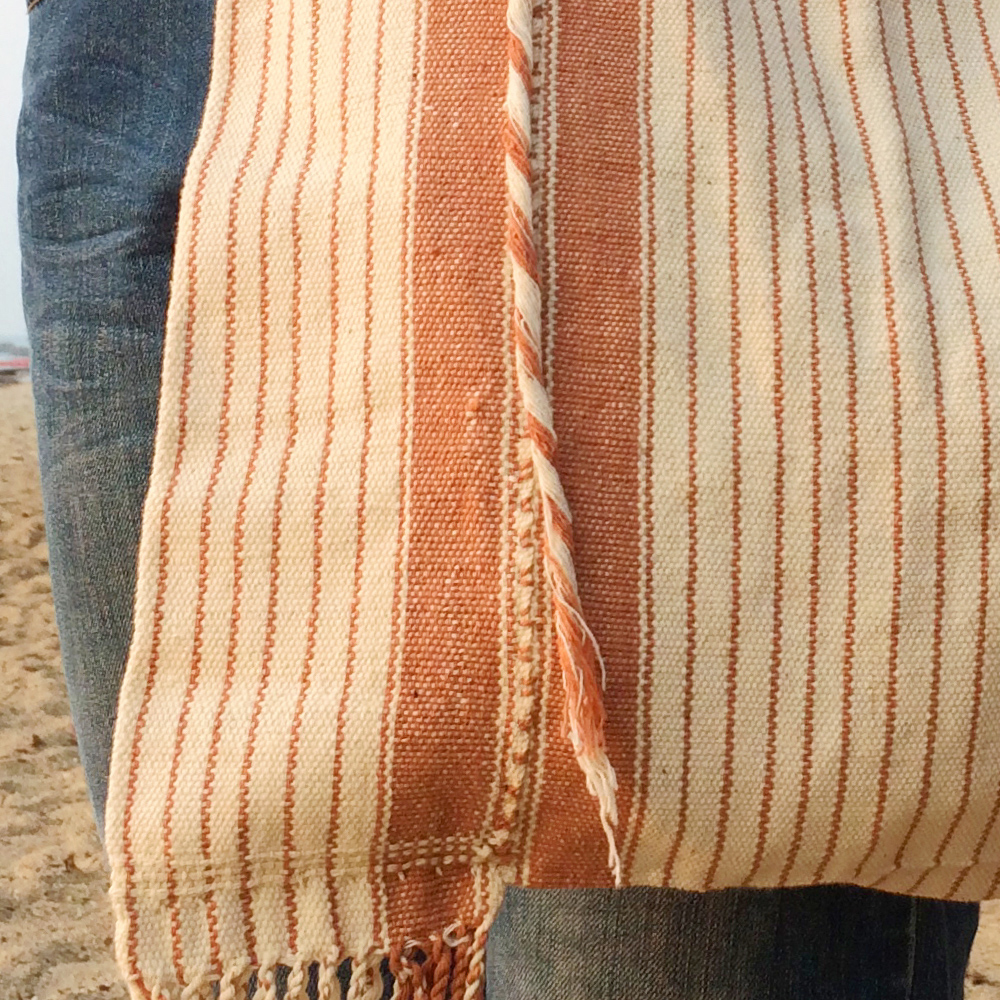 กระเป๋าย่าม ขายย่ามราคาถูก ย่ามกะเหรี่ยง ย่ามชาวเขา ขายย่ามชาวเขา กระเป๋าสะพายข้าง กระเป๋าแฮนด์เมด ของฝากญาติผู้ใหญ่ ย่ามพระ ราคาถูก ลดราคาพิเศษ