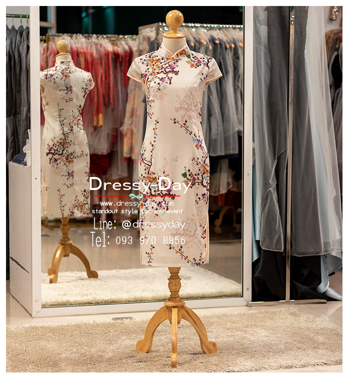 รหัส ชุดกี่เพ้า : KPS133 ชุดตรุษจีน โมเดิรน์ สวยๆ ลายดอกเหมย ชุดกี่เพ้าแฟชั่น คนอ้วน อวบ ใส่สวย