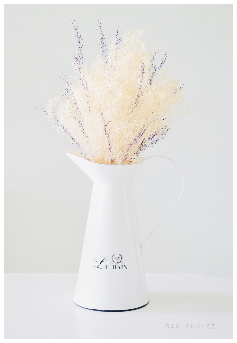 Shabby Chic Enamel Vase แจกันอีนาเมล สีขาว ทรงเหยือก