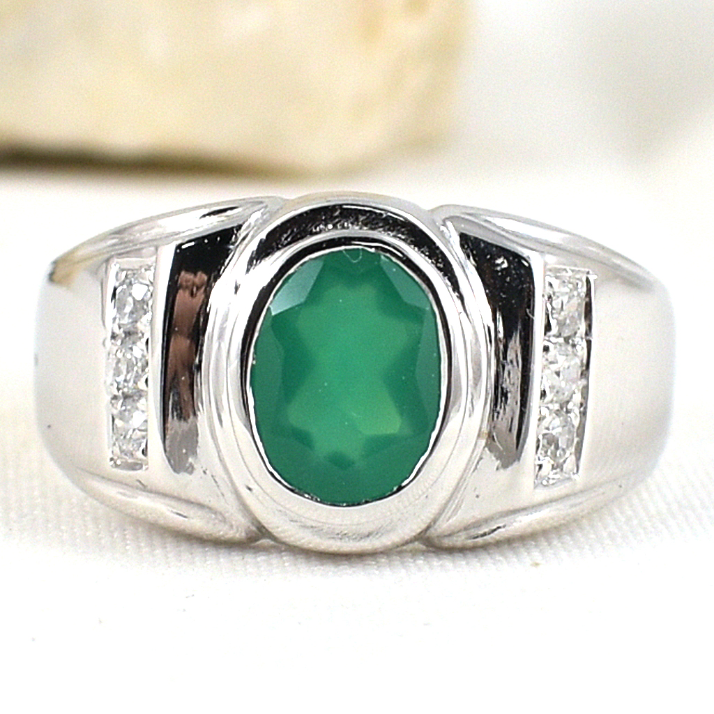 แหวนเงินแท้ราคาถูกชุบทองคำขาว พลอยแท้กรีนอะเกท 1.60 กะรัต เพชรCZ 0.15 กะรัต งานประณีตสวยงาม สั่งผลิตค่ะ