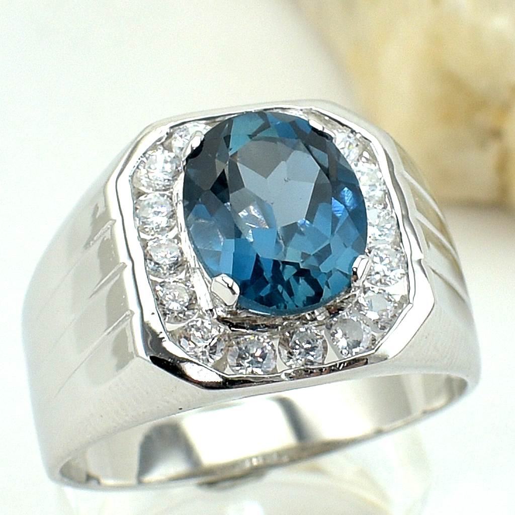 แหวนเงินแท้ราคาถูกชุบทองคำขาว ลอนดอนบลูโทปาซแท้ 3.60 กะรัต เพชรCZ 0.48 กะรัต งานประณีตสวยงาม สั่งผลิตค่ะ