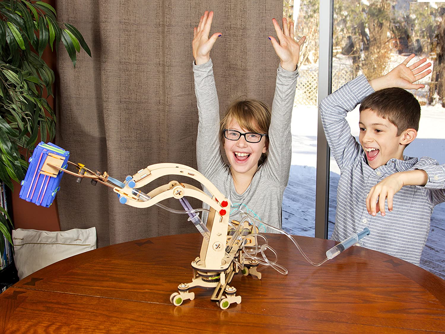 ชุดเครื่องมือพลังน้ำ Smartivity Pump It Move It Hydraulic Crane