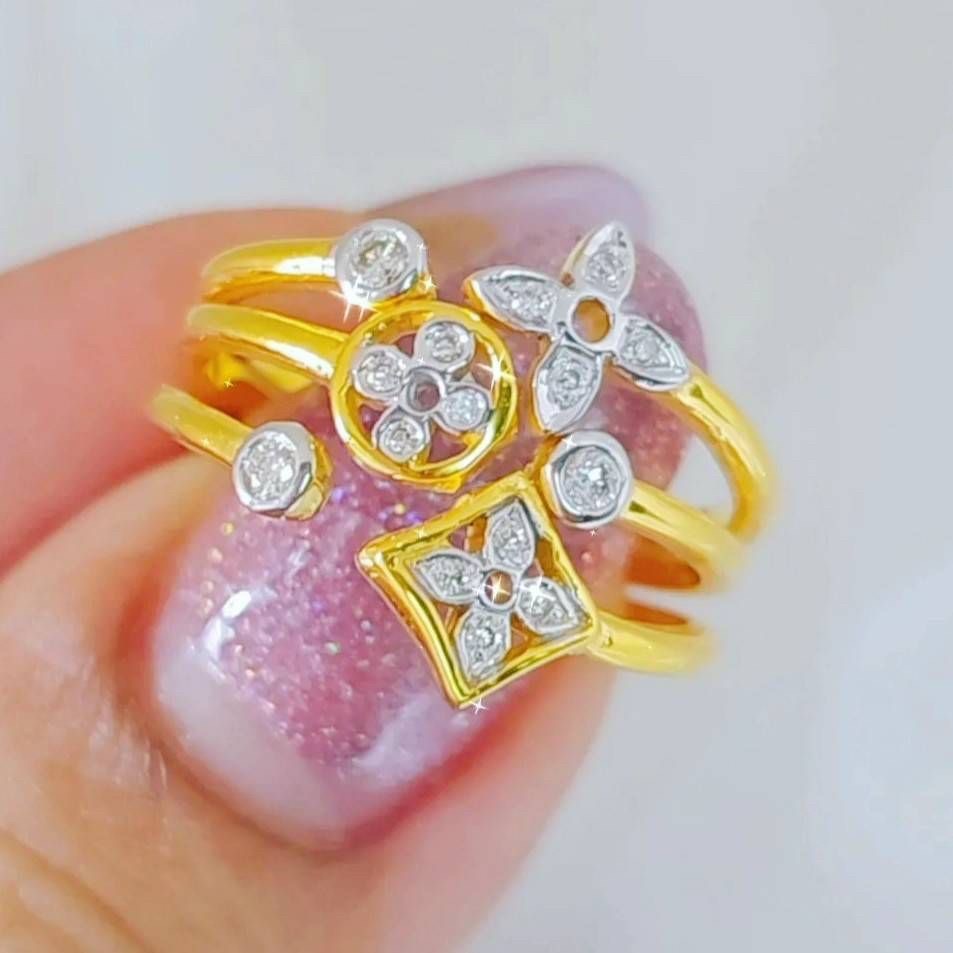 พร้อมส่งและสั่งผลิตแหวนเพชรแท้LV แหวนแต่งงาน แหวนหมั้น ใส่เที่ยว ออกงาน แหวนทองคำ 9K เพชรเกสรแท้ 0.13 กะรัต 15 เม็ด ราคาถูกมาก ส่งฟรี