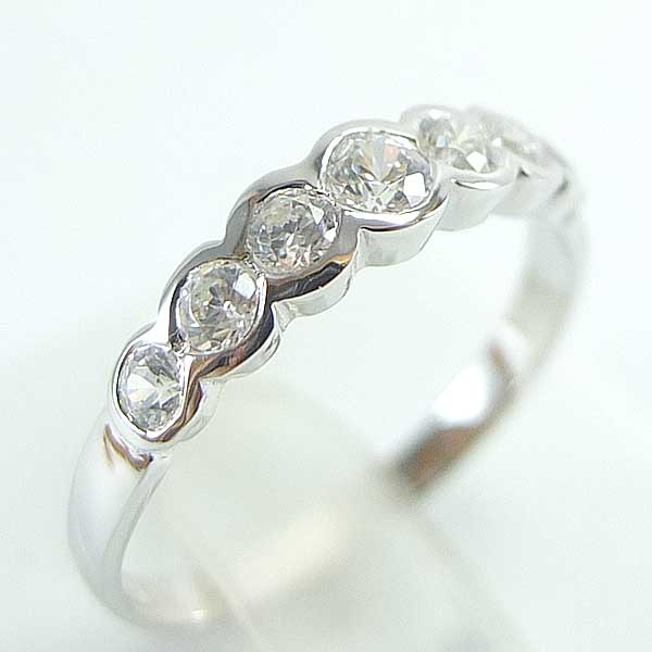 แหวนเงินแท้ราคาถูกชุบทองคำขาว เพชรCZแท้ 0.36 กะรัต งานประณีตสวยงาม สั่งผลิตค่ะ