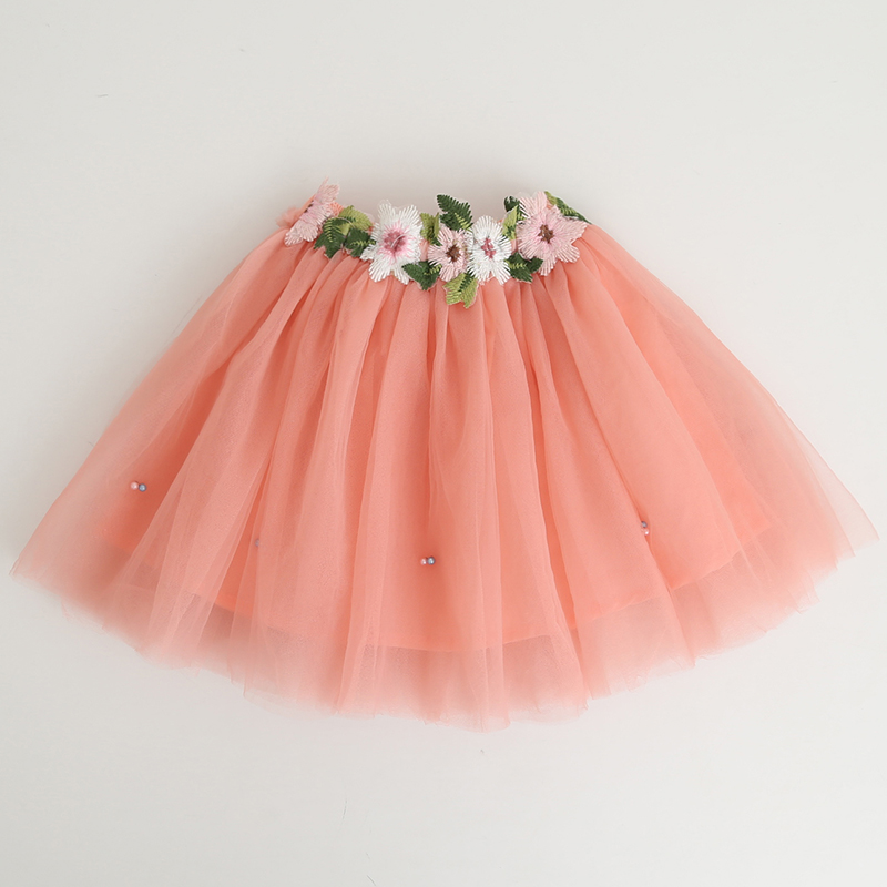 ชุดเซ็ต เสื้อขาวแขนสั้น+กระโปรง พอง