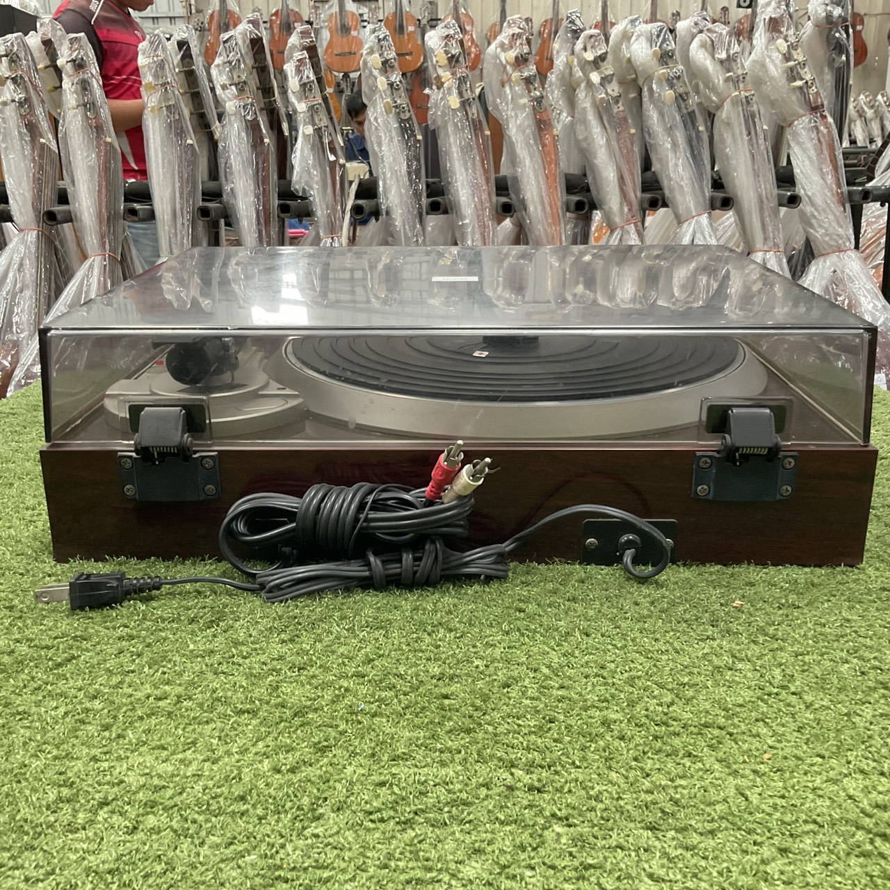 เครื่องเล่นแผ่นเสียง DENON : DP-37F