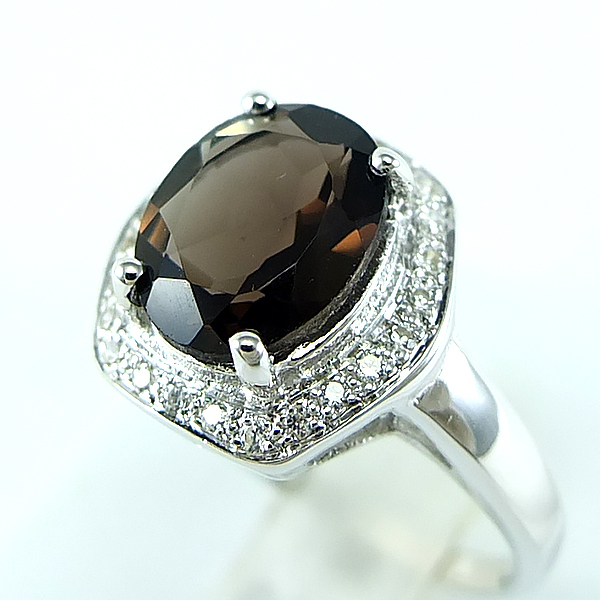 แหวนเงินแท้ราคาถูกชุบทองคำขาว พลอยแท้สโมกกี้ควอทซ์ 3.55 กะรัต เพชรCZ 0.168 กะรัต งานประณีตสวยงาม สั่งผลิตค่ะ