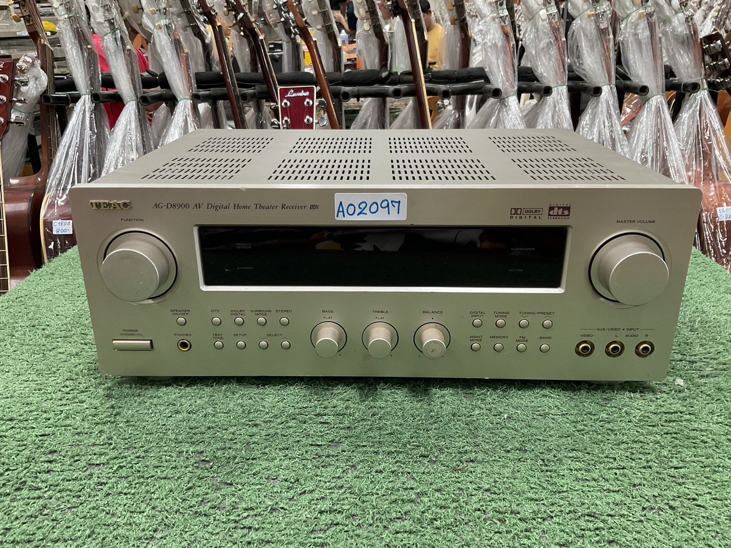 เครื่องขยายเสียง TEAC : AG-D8900
