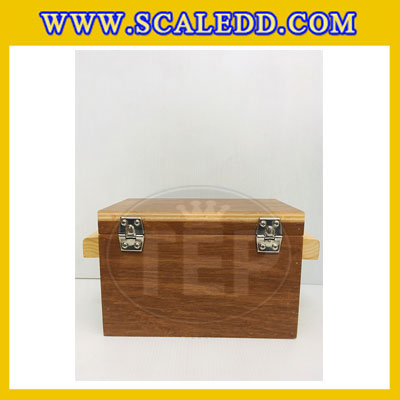 กล่องไม้อัดไม่บุกำมะหยี่ สำหรับใส่ตุ้มน้ำหนักเหล็กหล่อพิกัด20kg กล่องใส่ตุ้มน้ำหนักเหล็กหล่อ กล่องเก็บตุ้มน้ำหนัก กล่องไม้สำหรับตุ้มเหล็กหล่อ ยาว 24.7 กว้าง 13.2 ลึก 13.9ซม.