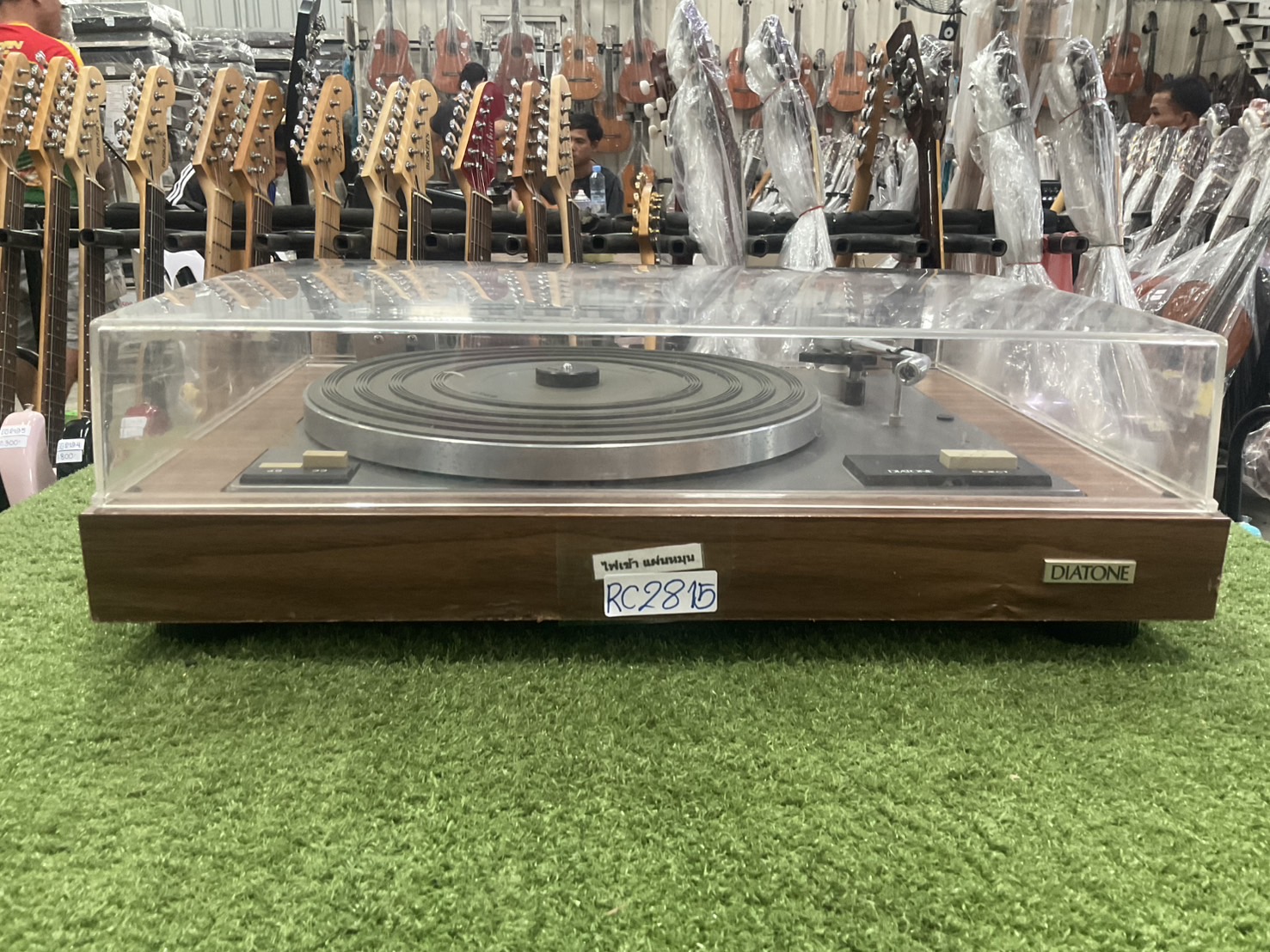 เครื่องเล่นแผ่นเสียง DIATONE : DP-67B