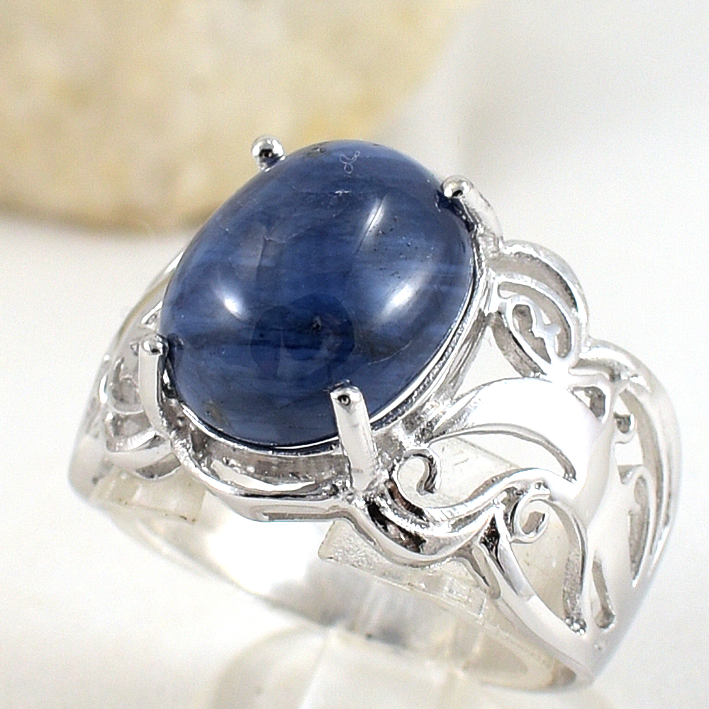 แหวนเงินแท้ราคาถูกชุบทองคำขาว ไพลินแท้ 9.75 กะรัต งานประณีตสวยงาม สั่งผลิตค่ะ