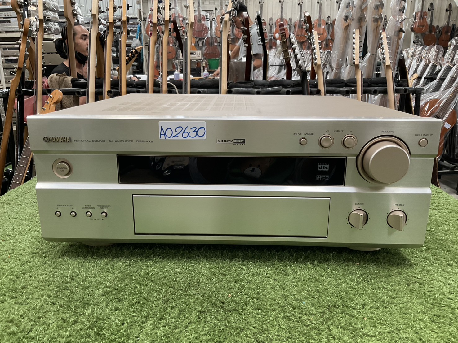 เครื่องขยายเสียง YAMAHA : DSP-AX8
