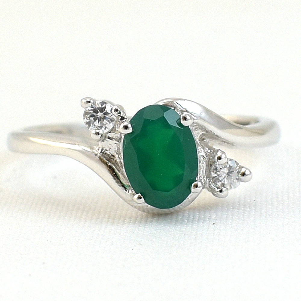 แหวนเงินแท้ราคาถูกชุบทองคำขาว พลอยแท้กรีนอะเกท 0.72 กะรัต เพชรCZ 0.08 กะรัต งานประณีตสวยงาม สั่งผลิตค่ะ