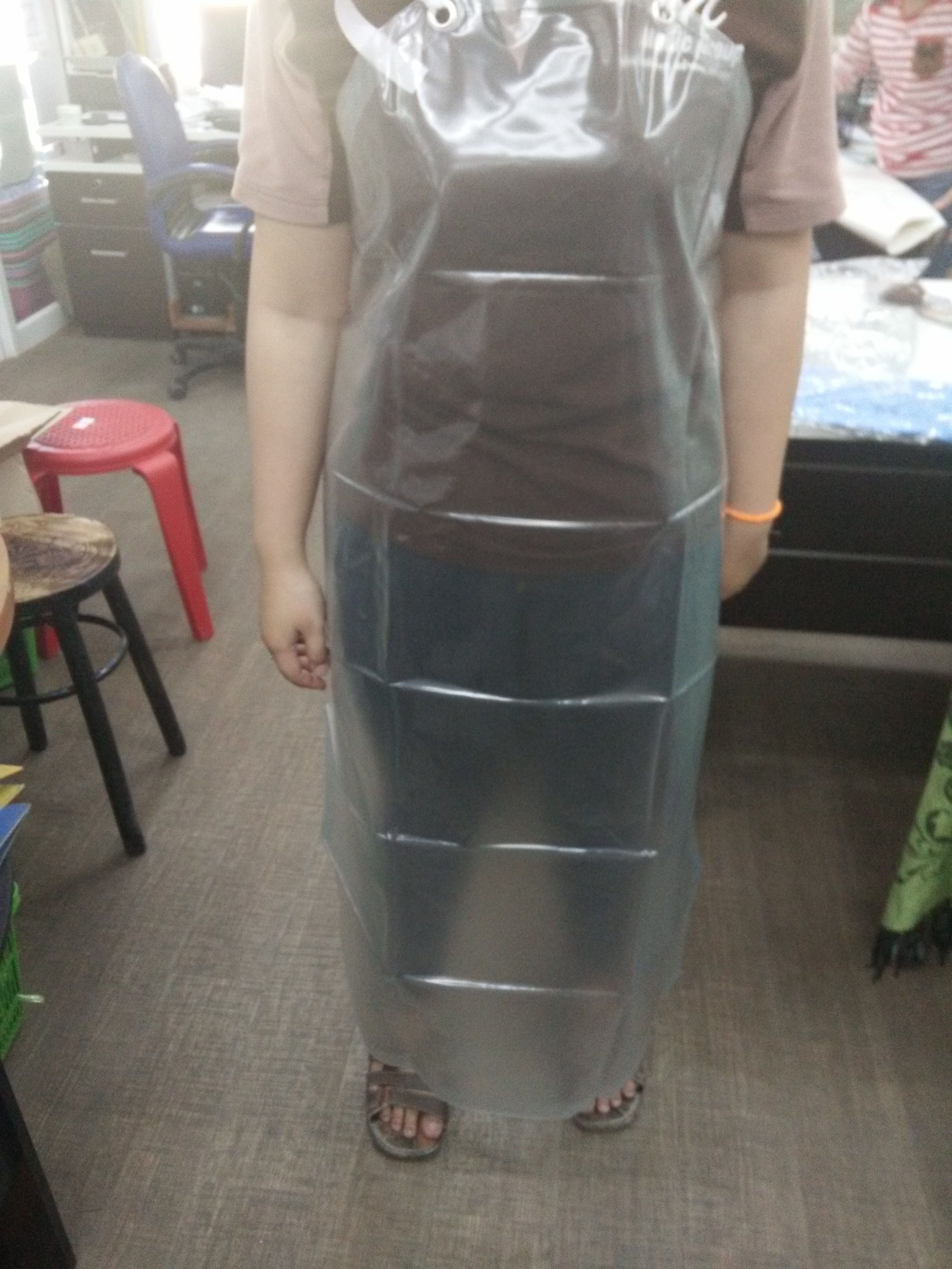 ผ้ากันเปื้อนพลาสติก (PVC) สีขาวใสมัว-ตอกตาไก่ 044-APR-611-001เอี๊ยมพลาสติก,เสื้อคลุมกันเปื้อน,apron,ຜ້າກັນເປື້ອນ,khăn,ခါးစညျးရှေ့ဖုံး