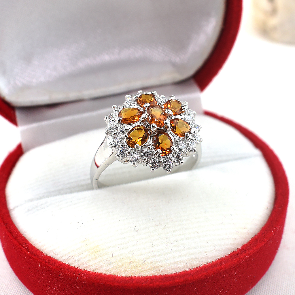 แหวนเงินแท้ราคาถูกชุบทองคำขาว ซิทรินแท้ 1.33 กะรัต เพชรCZ 0.75 กะรัต งานประณีตสวยงาม สั่งผลิตค่ะ