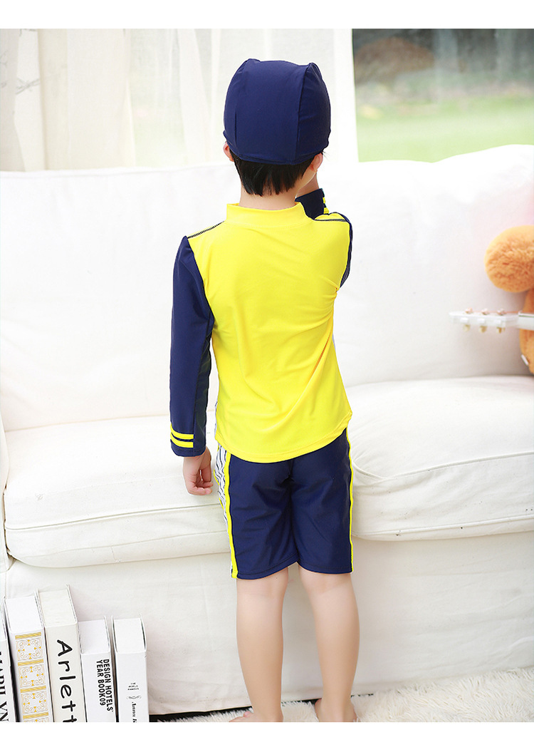 **พร้อมส่ง ชุดว่ายน้ำ เด็กชาย เซ็ตว่ายน้ำ สำหรับเด็ก 3-10 ขวบ