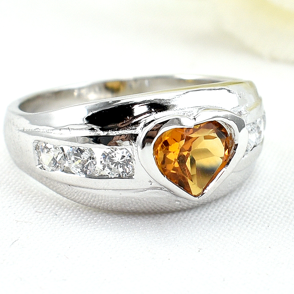 แหวนเงินแท้ราคาถูกชุบทองคำขาว ซิทรินแท้ 0.85 กะรัต เพชรCZ 0.30 กะรัต งานประณีตสวยงาม สั่งผลิตค่ะ