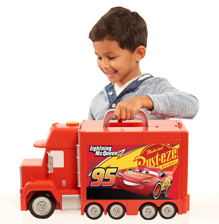 Cars 3 Mack's Mobile Tool Center