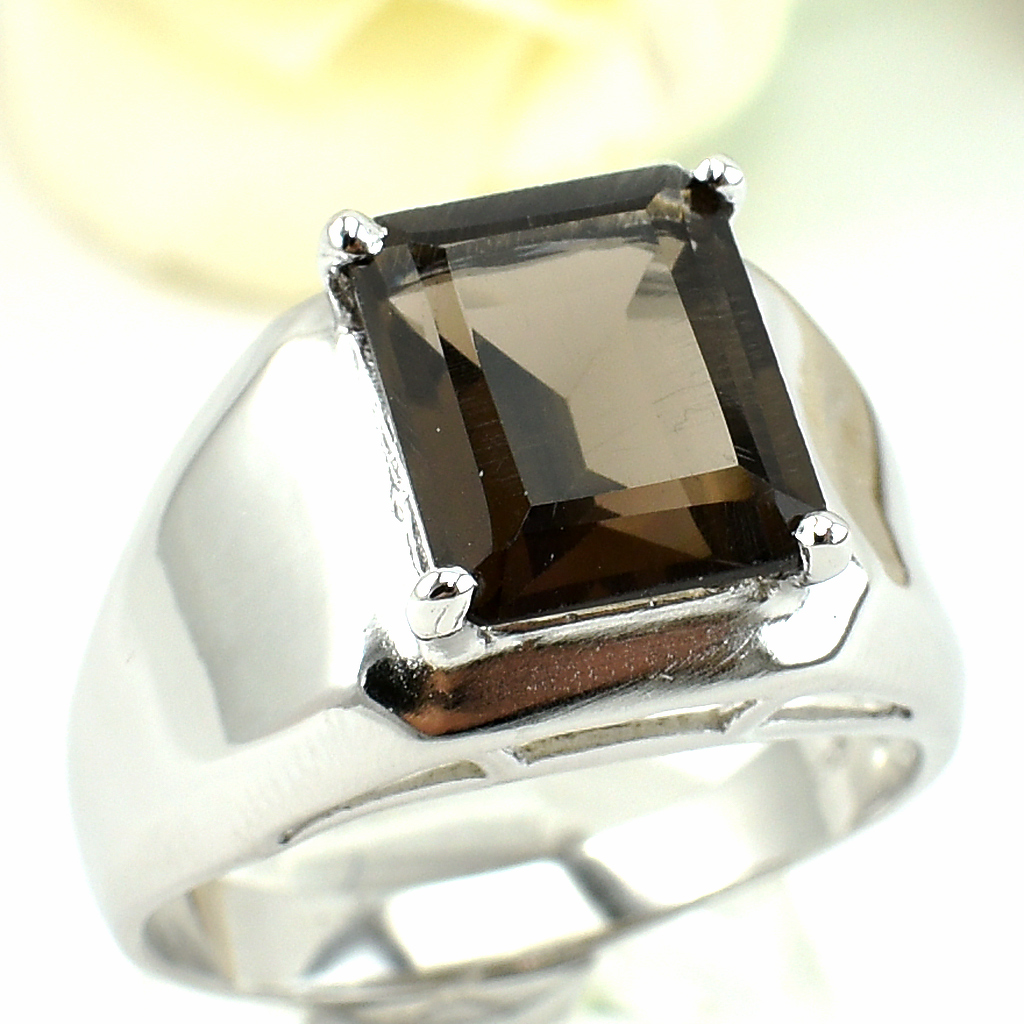 แหวนเงินแท้ราคาถูกชุบทองคำขาว พลอยแท้สโมกกี้ควอทซ์ 3.25 กะรัต งานประณีตสวยงาม สั่งผลิตค่ะ