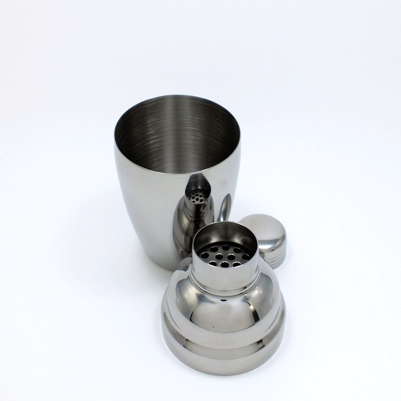 เชคเกอร์สเตนเลสผสมเหล้า 350 ซีซี ( Shaker ) ( สีเงิน )