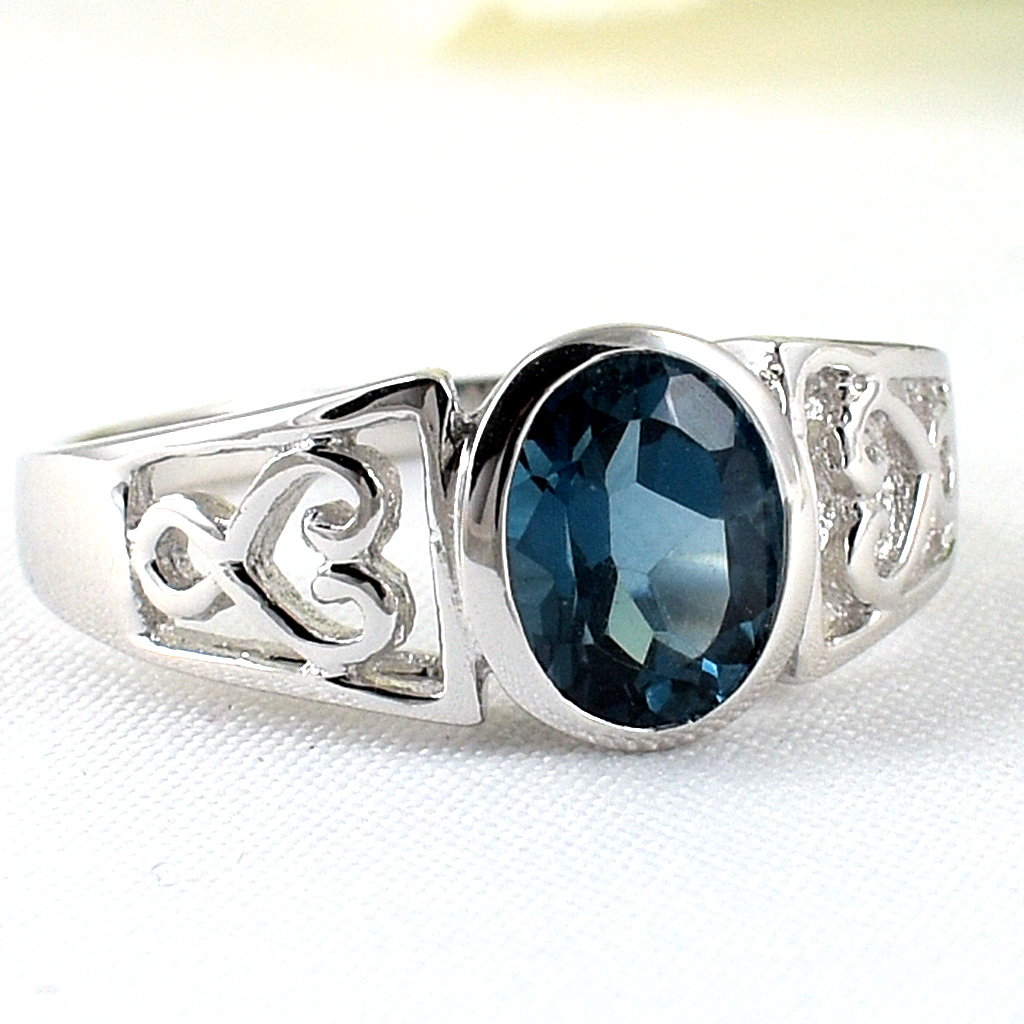 แหวนเงินแท้ราคาถูกชุบทองคำขาว ลอนดอนบลูโทปาซแท้ 1.40 กะรัต งานประณีตสวยงาม สั่งผลิตค่ะ