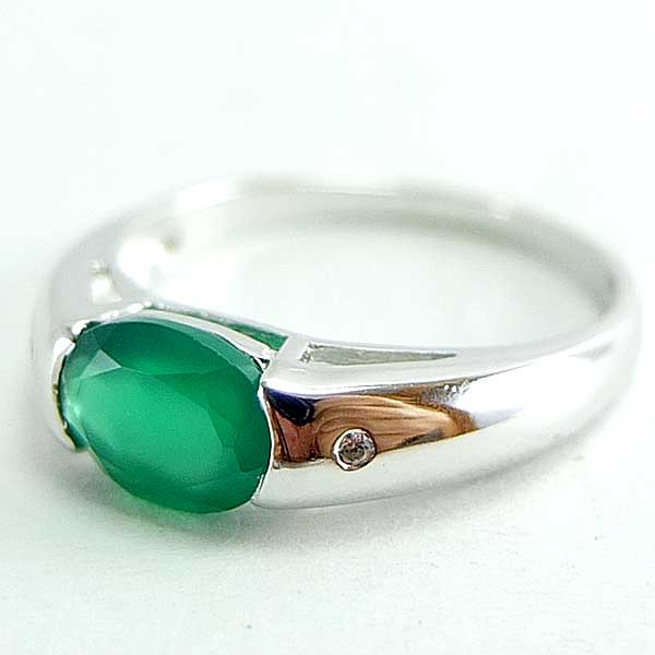 แหวนเงินแท้ราคาถูกชุบทองคำขาว พลอยแท้กรีนอะเกท 1.40 กะรัต เพชรCZ 0.014 กะรัต งานประณีตสวยงาม สั่งผลิตค่ะ