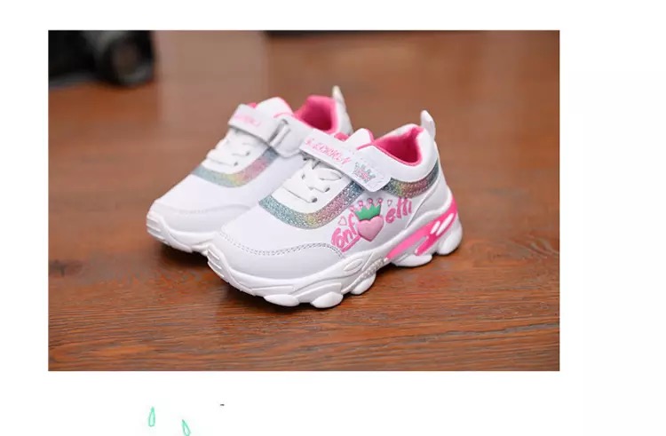 รองเท้าผ้าใบ ไล่ขอบสีรุ้ง แต่งขอบสีชมพู