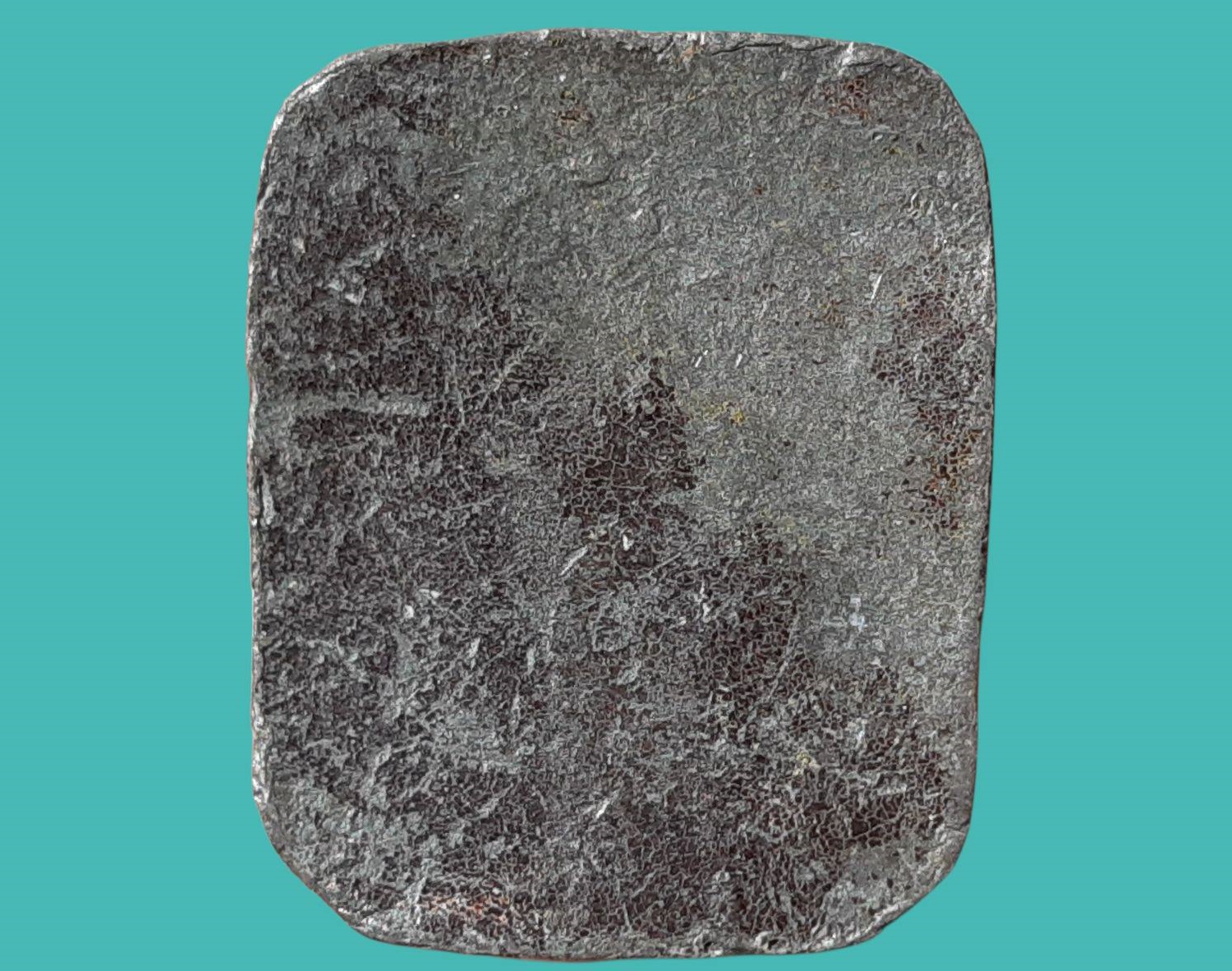 หลวงพ่อปาน วัดบางนมโค จ.อยุธยา เนื้อตะกั่วสนิมแดง พิมพ์หนุมานหาวเป็นดาวเป็นเดือน เก่าถึงยุค ไม่ค่อยได้พบเห็น ตำหนิพิมพ์ถูกต้อง การตัดด้านบนบานออกด้านล่างสอบแคบกว่า ไม่เคยเห็นไม่ใช่ไม่มีนะครับ