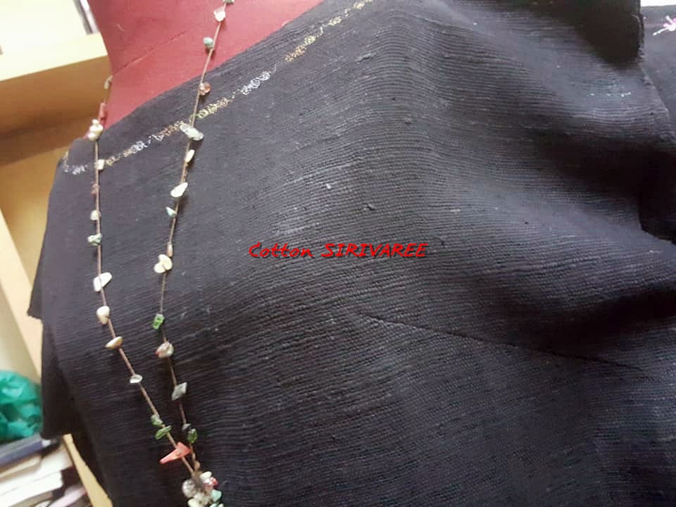 SIRIVAREE,SIVA Thai Cotton 100%, Polo shirt and hand embroidery By Cotton SIRIVAREE Top Thai Brand White, black ,blue ,the sugar L,XL