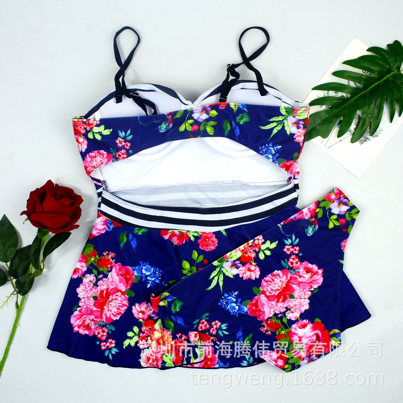 ชุดว่ายน้ำทูพีชคนอ้วน3xl รอบอก 42-46 กางเกงเอวต่ำ ใส่ช่วงสะโพก 40-46 นิ้ว ตัวเสื้อยาว 26 นิ้วค่ะ ผ้าดี งานสวย เซ็กซี่มากๆค่ะ