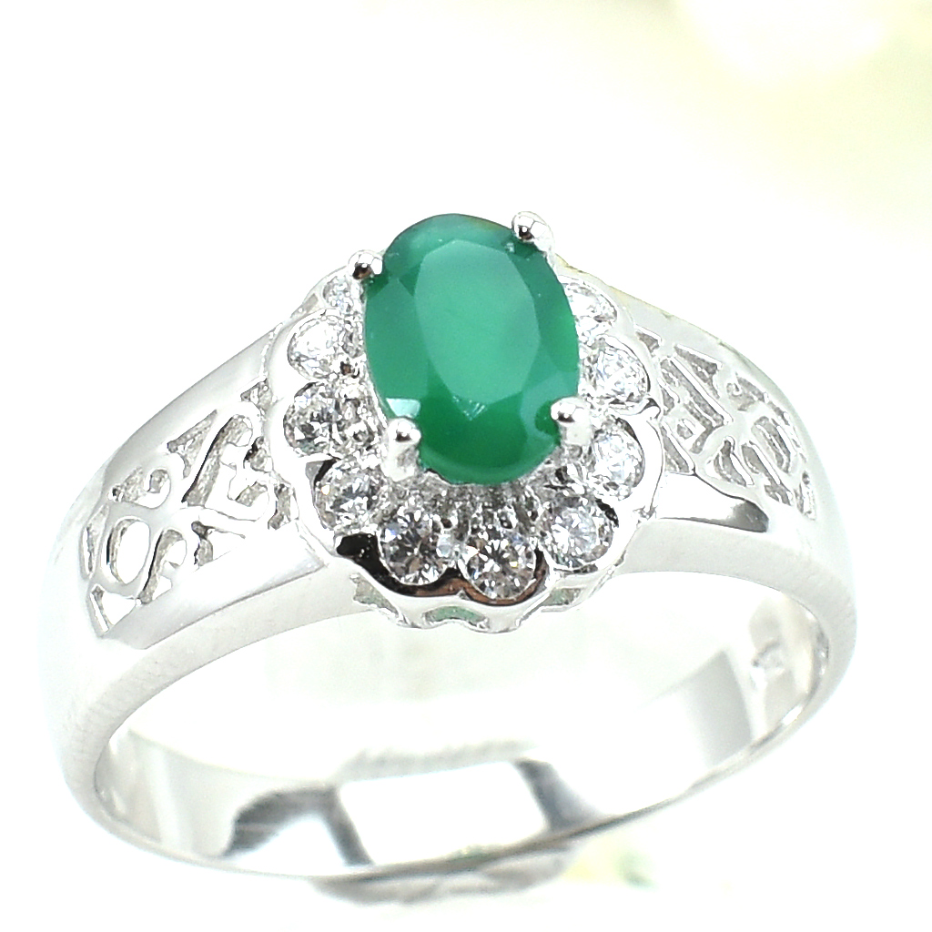 แหวนเงินแท้ราคาถูกชุบทองคำขาว พลอยแท้กรีนอะเกท 0.72 กะรัต เพชรCZ 0.18 กะรัต งานประณีตสวยงาม สั่งผลิตค่ะ